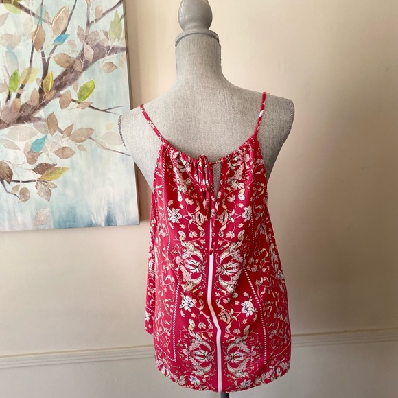 SOHO NEW YORK & COMPANY CORAL FLORAL PRINT SLIP ON SLEEVELESS SIZE MEDIUM🌟EUC🌟 - Picture 3 of 11